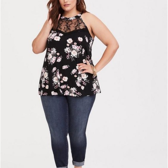 Torrid super soft high lace inset tank - Picture 4 of 11